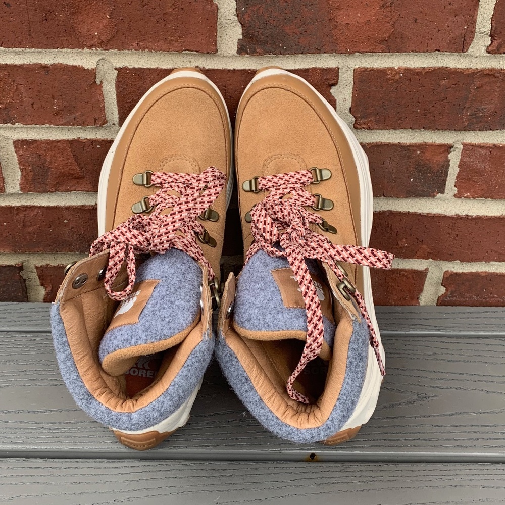 Sorel Kinetic Breakthru Conquest Waterproof Boots - Picture 5 of 13